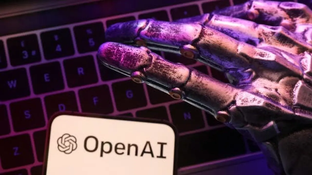 شركة OpenAI تدرس تطوير هاتف ذكي جديد لإحداث تحول في قواعد اللعبة